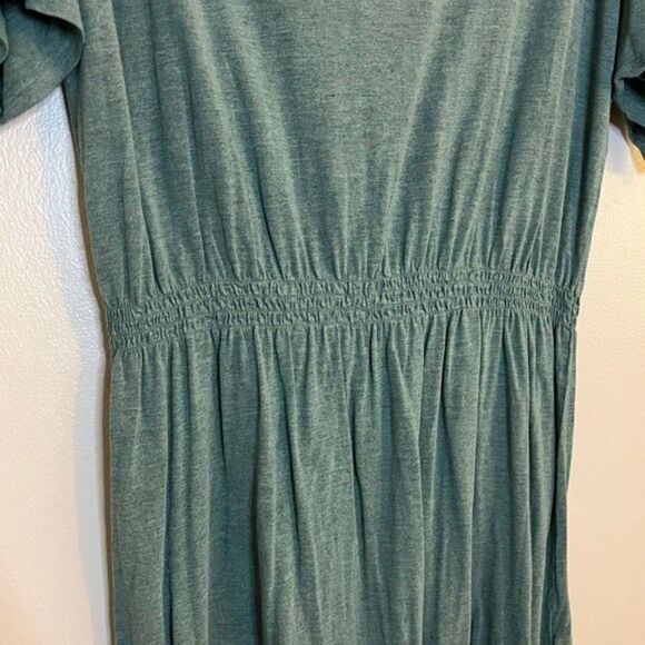H&M Green V-Neck Dress Size Large - Picture 4 of 5